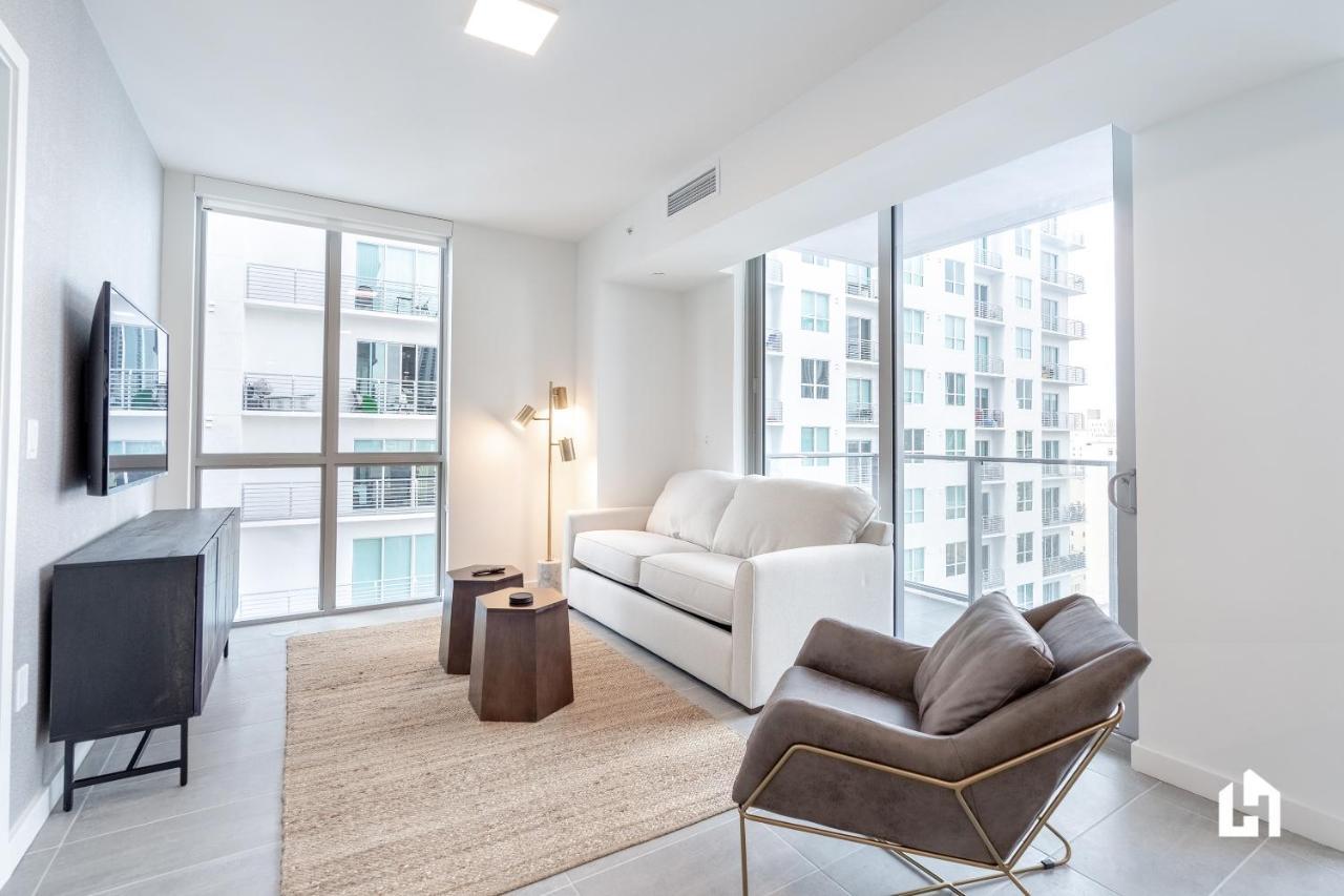 Downtown Miami Condos By Lua Host المظهر الخارجي الصورة