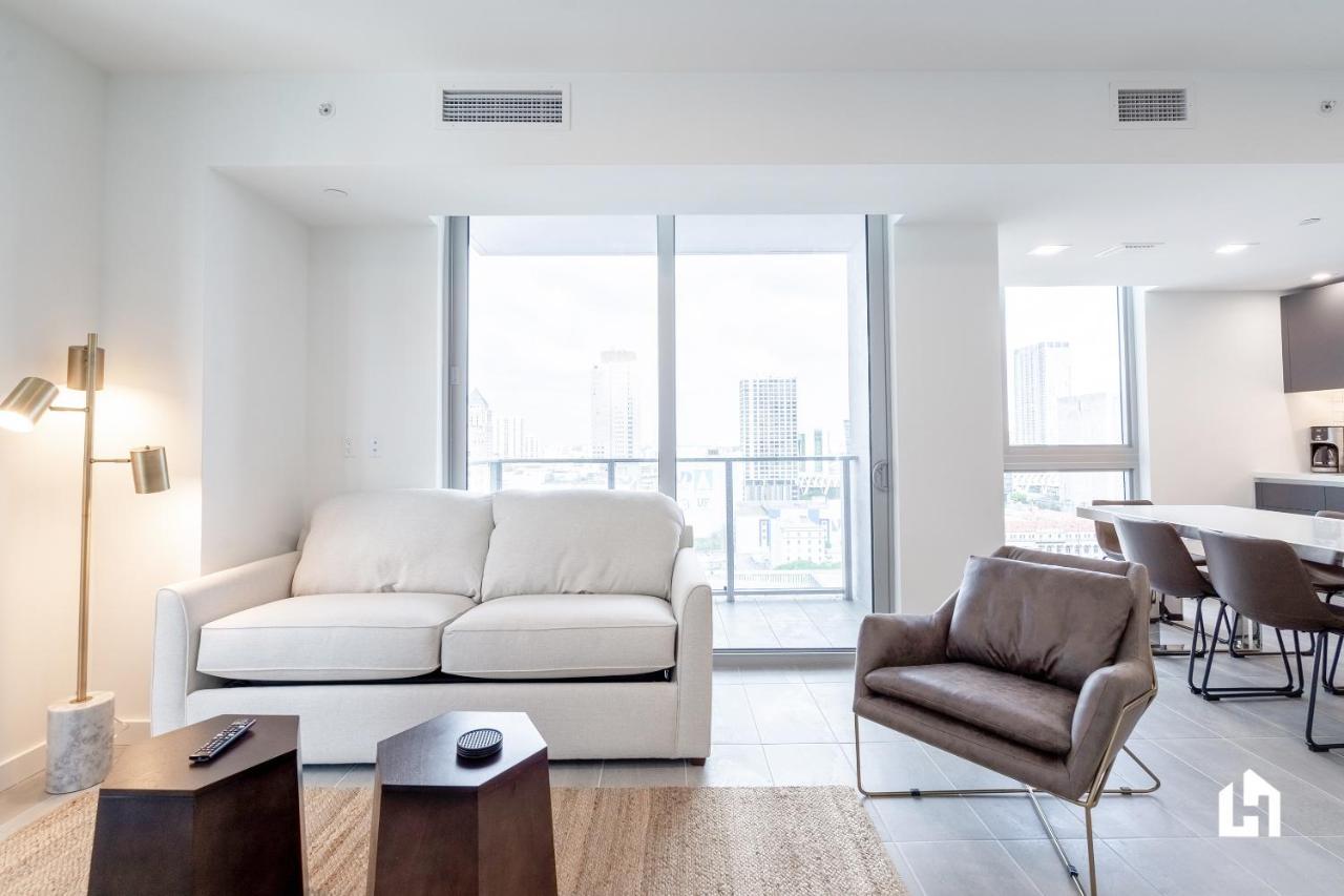 Downtown Miami Condos By Lua Host المظهر الخارجي الصورة