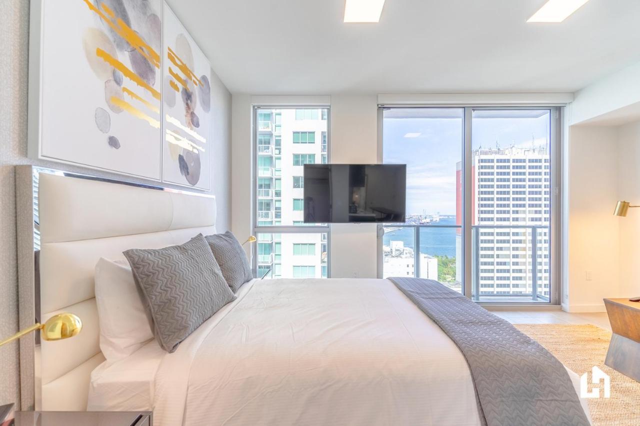 Downtown Miami Condos By Lua Host المظهر الخارجي الصورة