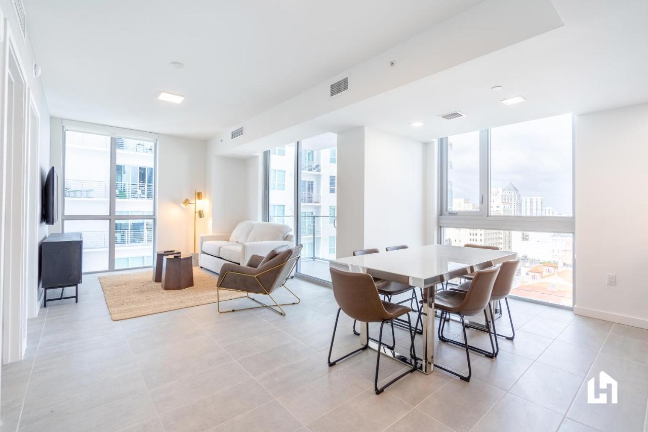 Downtown Miami Condos By Lua Host المظهر الخارجي الصورة