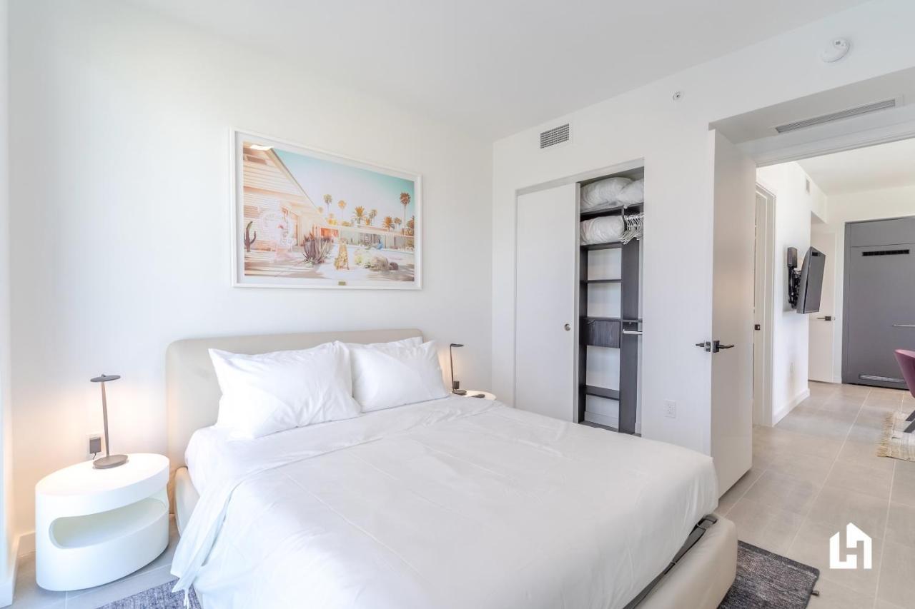 Downtown Miami Condos By Lua Host المظهر الخارجي الصورة