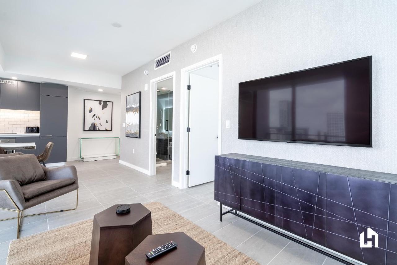 Downtown Miami Condos By Lua Host المظهر الخارجي الصورة